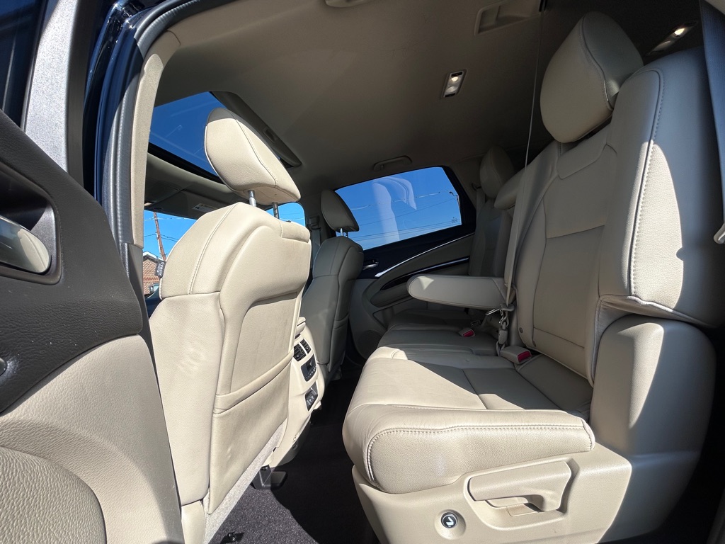 Photo 14 of this ACURA MDX