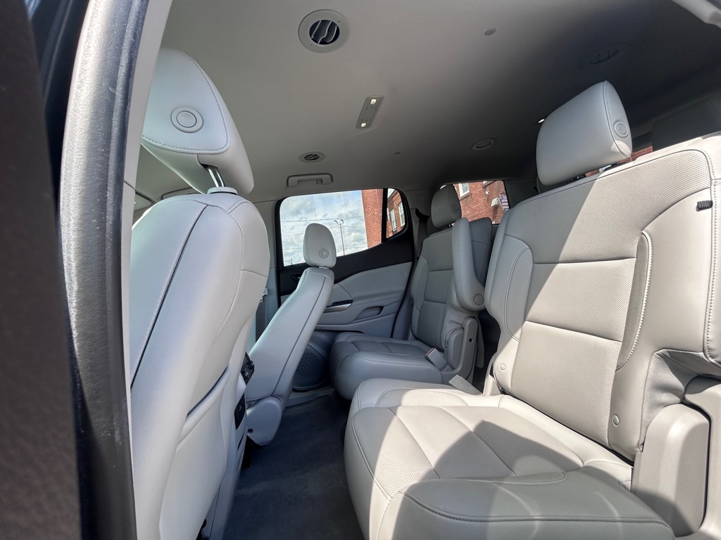 Photo 13 of this GMC ACADIA