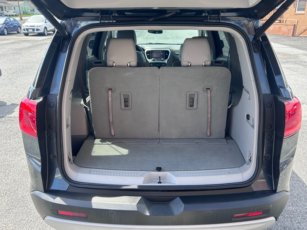 Photo 10 of this GMC ACADIA