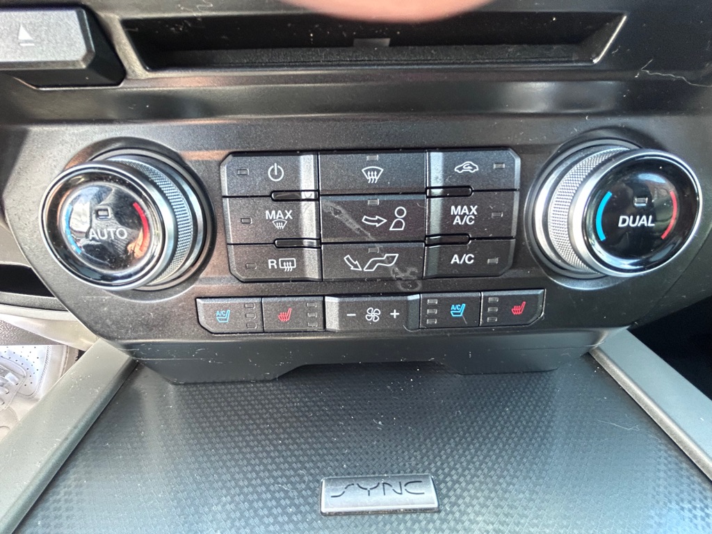 Photo 20 of this FORD F-150
