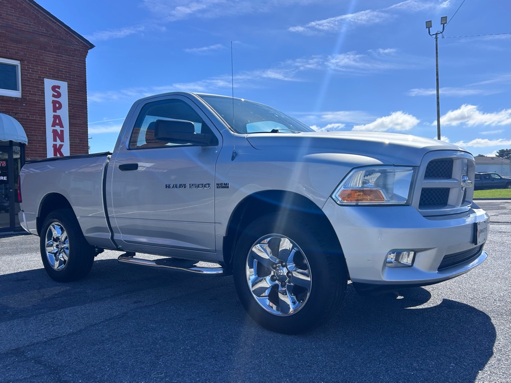 Photo 7 of this RAM 1500