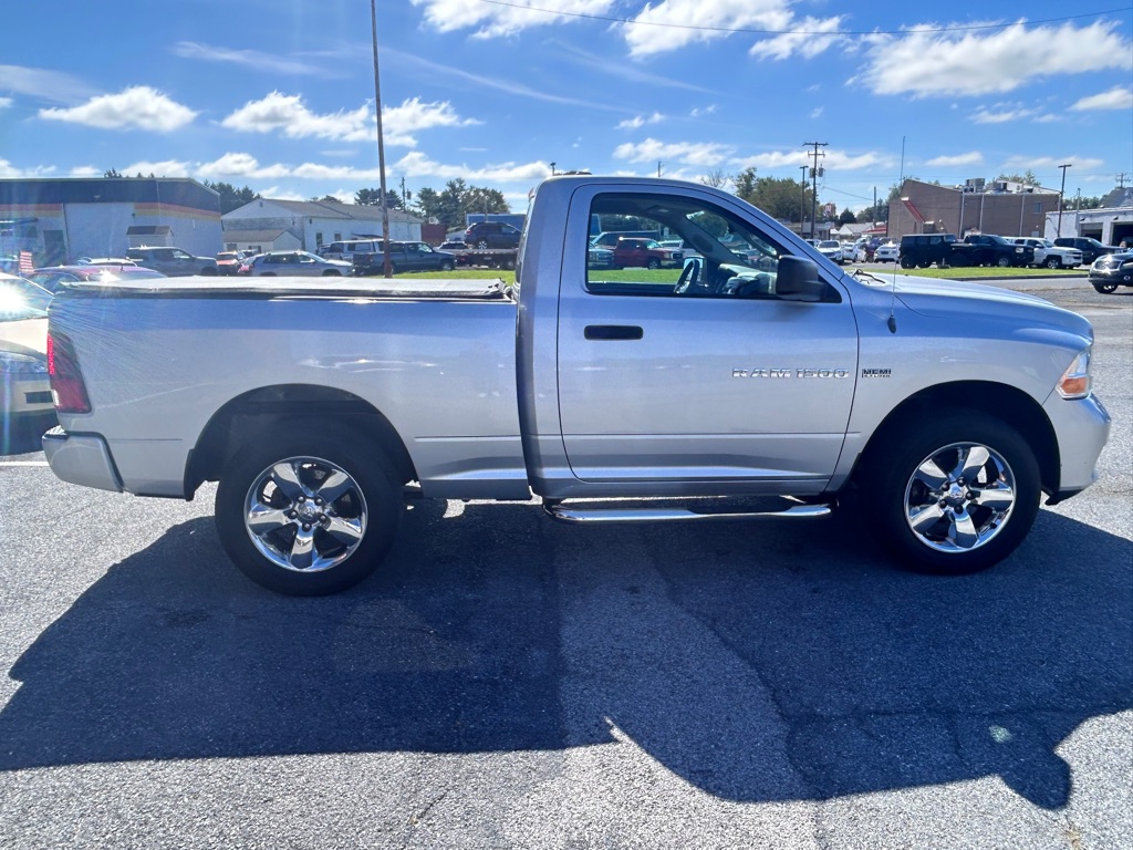 Photo 6 of this RAM 1500