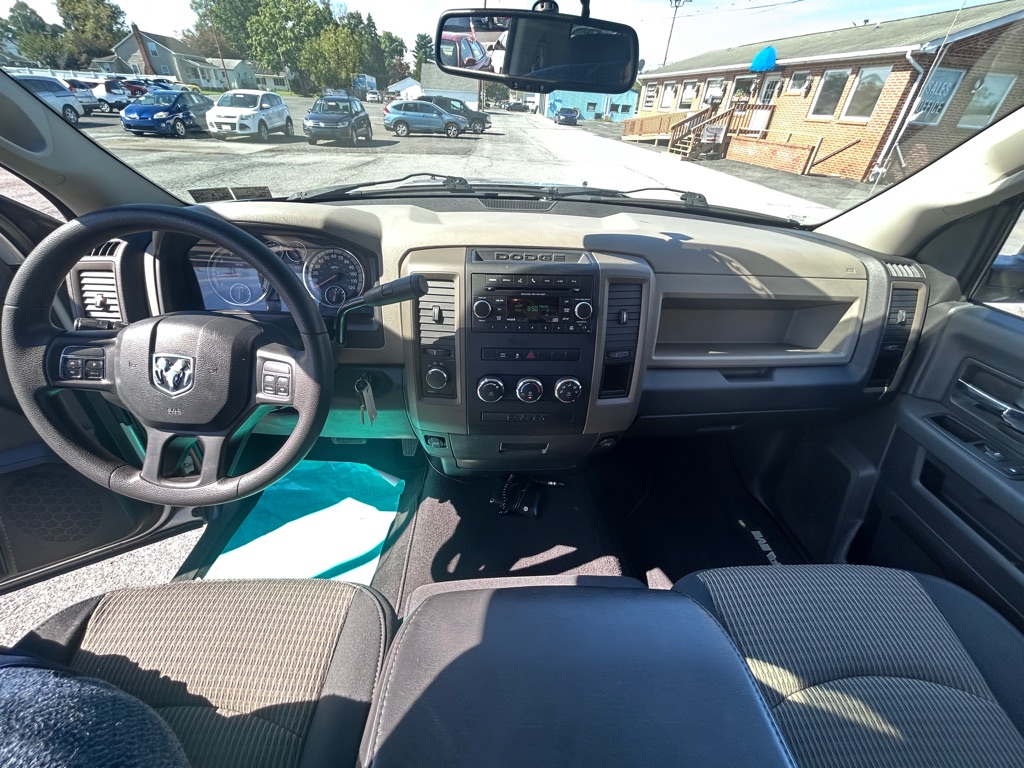Photo 16 of this RAM 1500