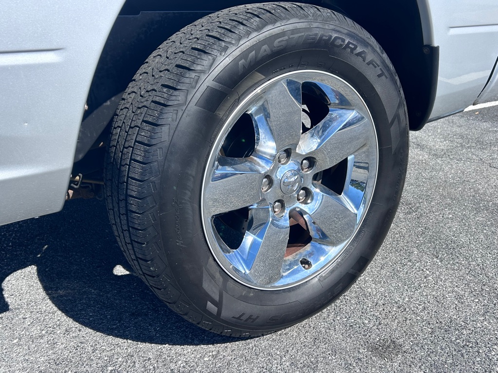 Photo 9 of this RAM 1500