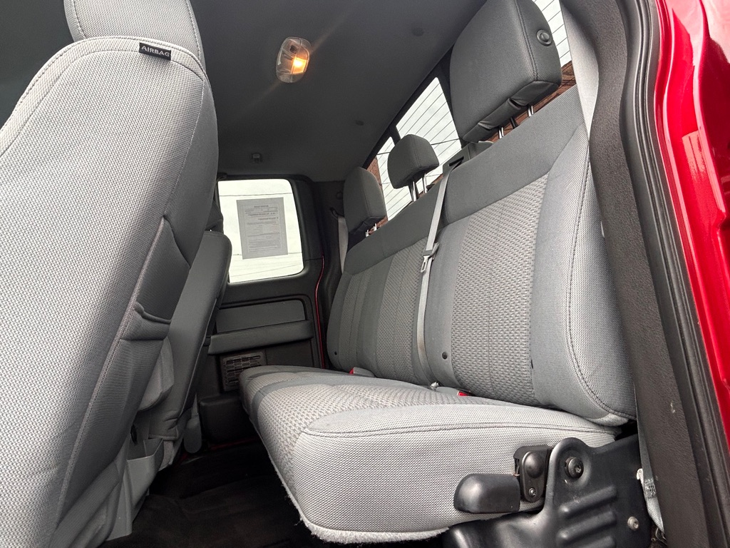 Photo 14 of this FORD F-150