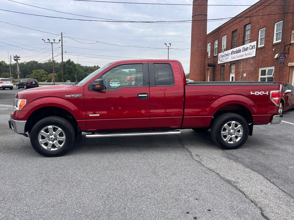 Photo 2 of this FORD F-150