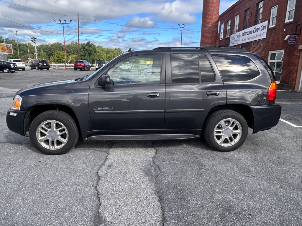 Photo 2 of this GMC ENVOY