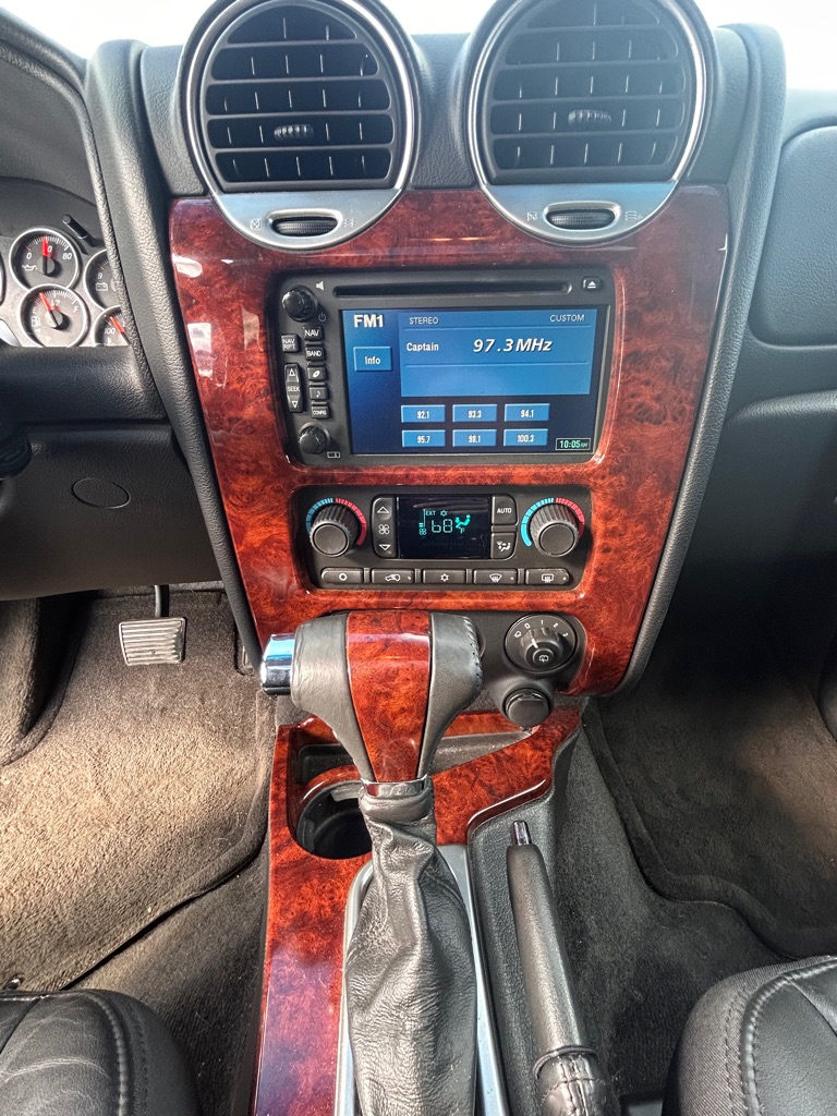Photo 17 of this GMC ENVOY
