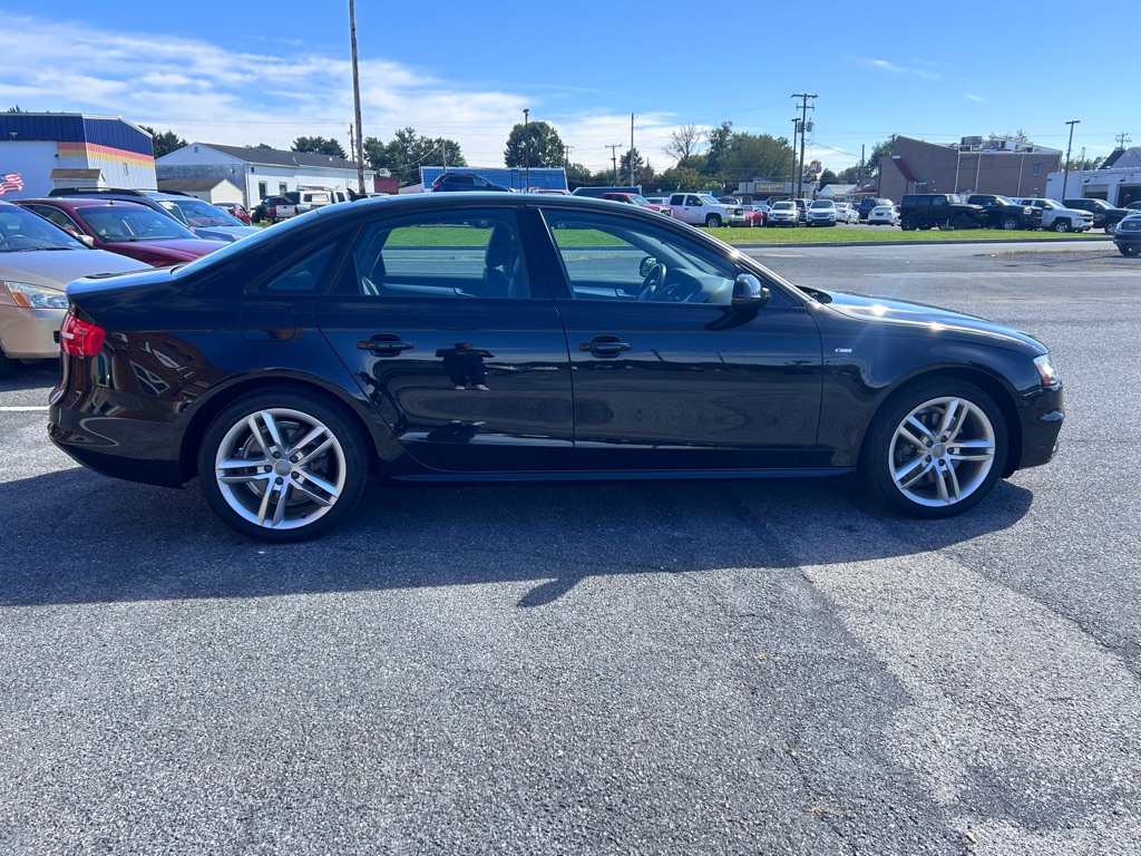 Photo 6 of this AUDI A4