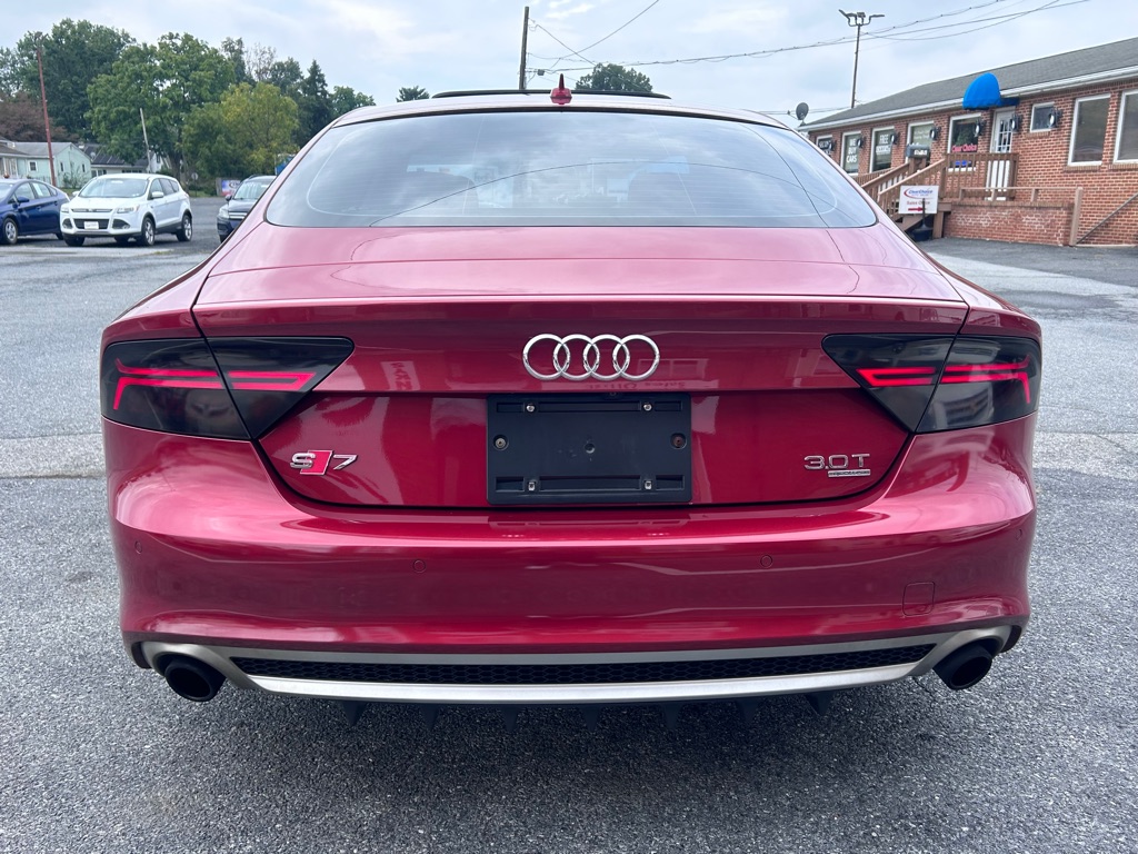 Photo 4 of this AUDI A7