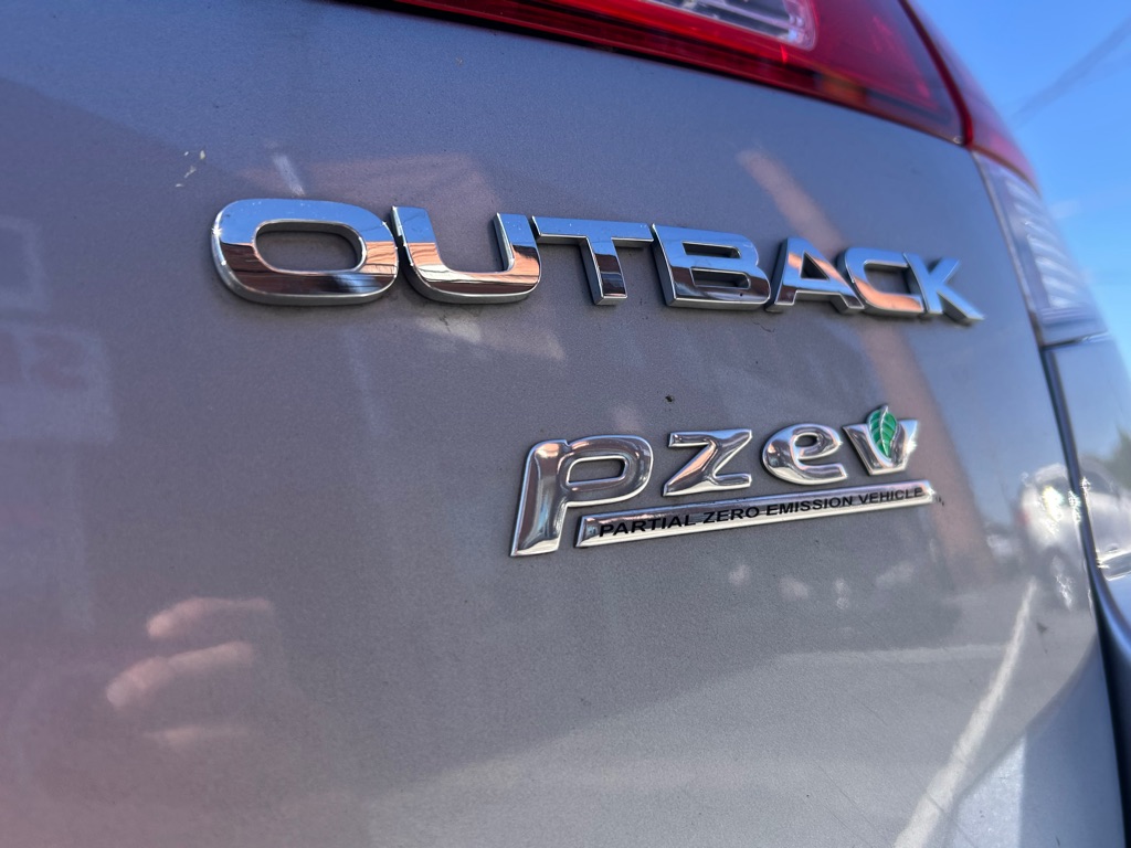 Photo 11 of this SUBARU OUTBACK