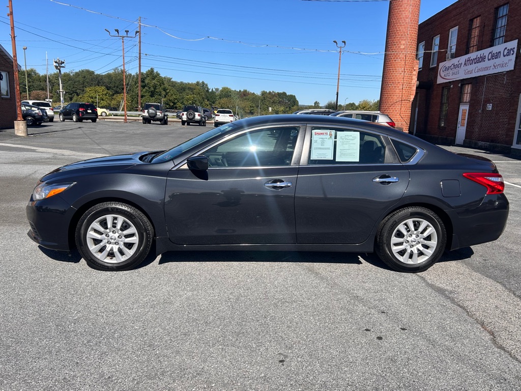 Photo 2 of this NISSAN ALTIMA