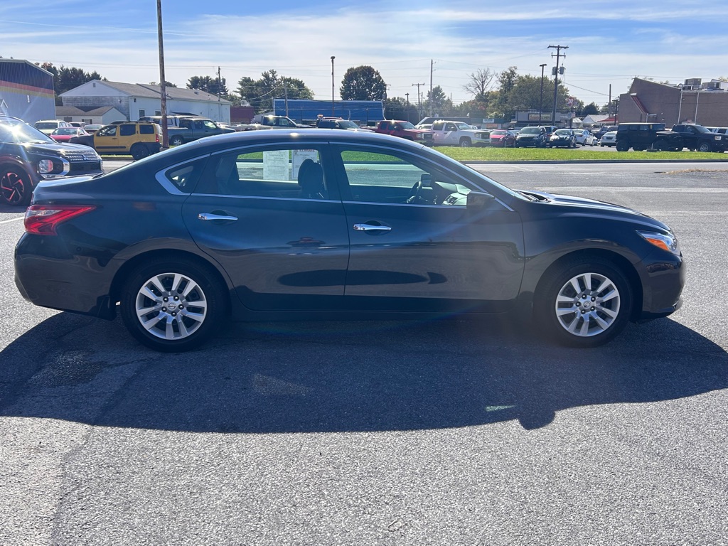 Photo 6 of this NISSAN ALTIMA