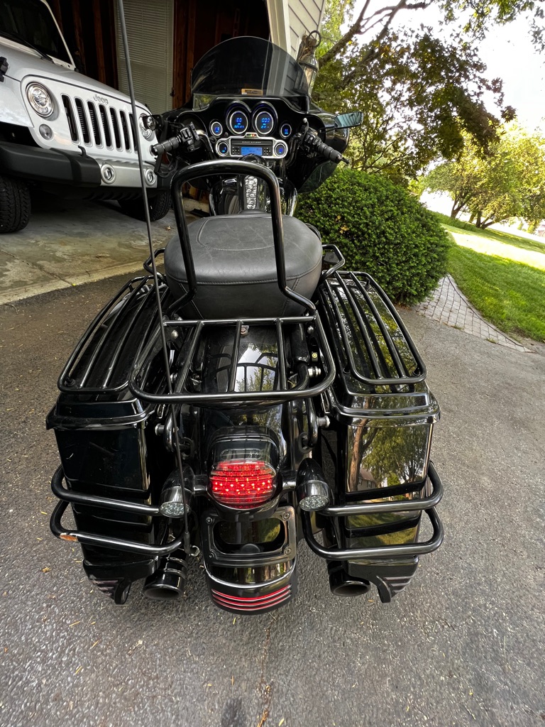 Photo 4 of this HARLEY DAVIDSON FLHX