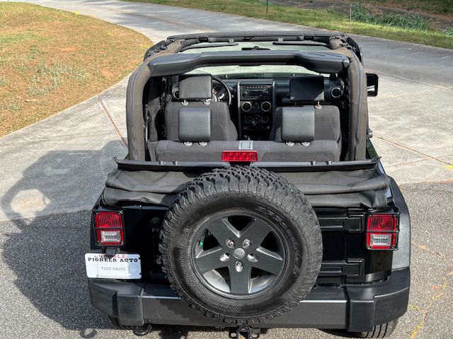 2010 Jeep Wrangler #6