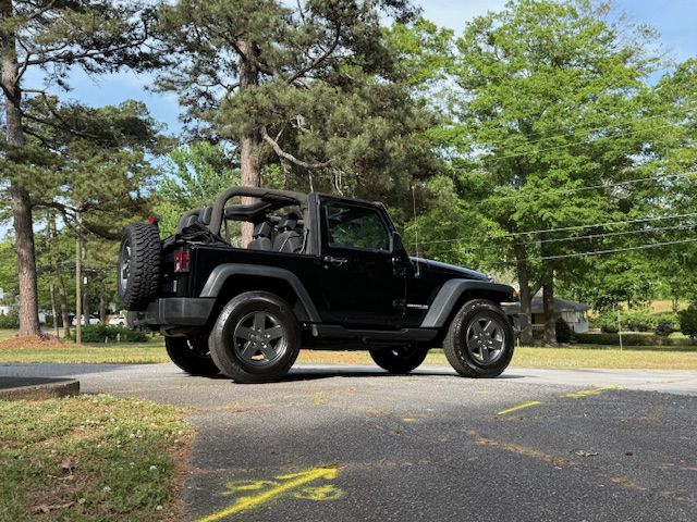 2010 Jeep Wrangler #37
