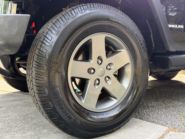2010 Jeep Wrangler #15