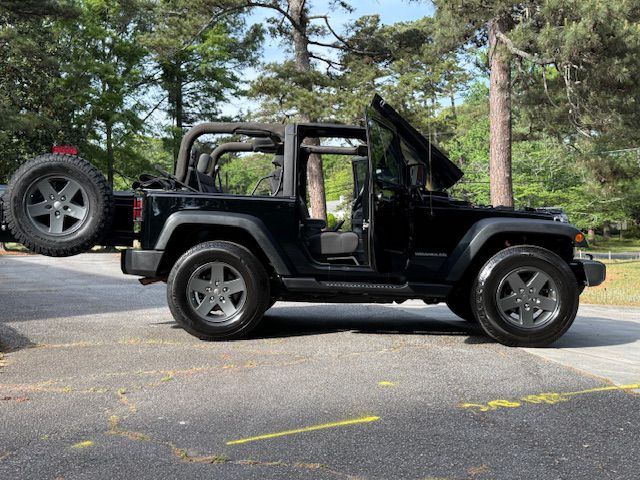 2010 Jeep Wrangler #40