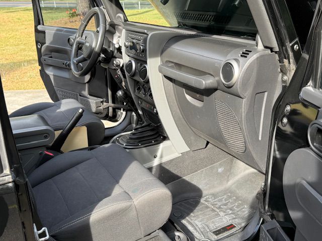 2010 Jeep Wrangler #47