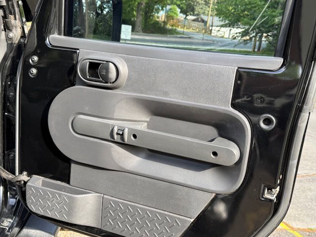2010 Jeep Wrangler #50