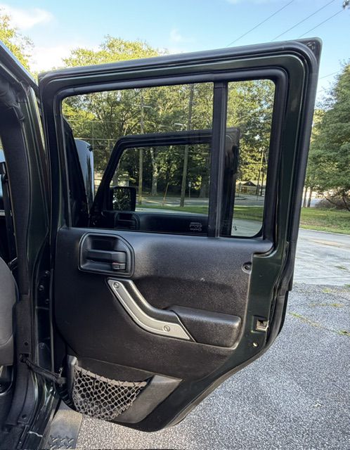 2011 Jeep Wrangler #22