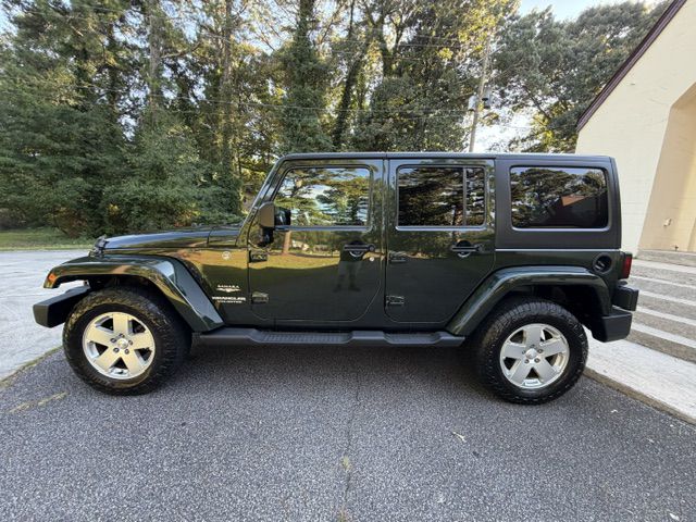 2011 Jeep Wrangler #36