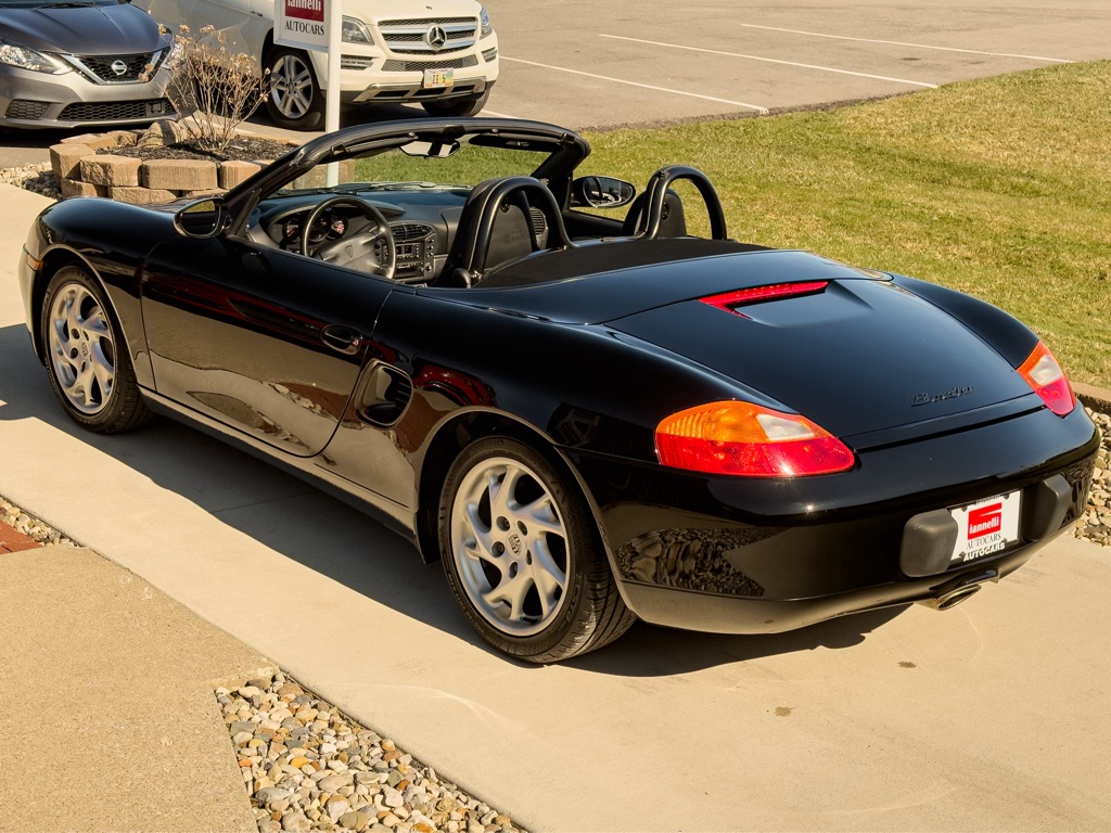 1999 Porsche Boxster Base photo 18