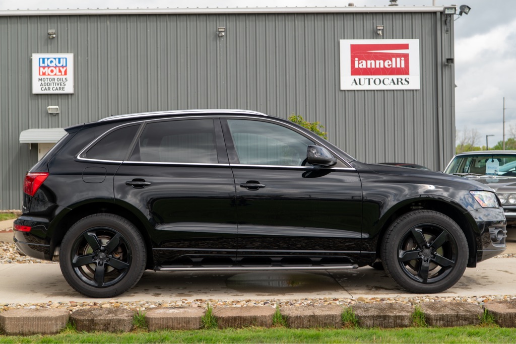 2011 Audi Q5 2.0T quattro Tiptronic Premium's photo