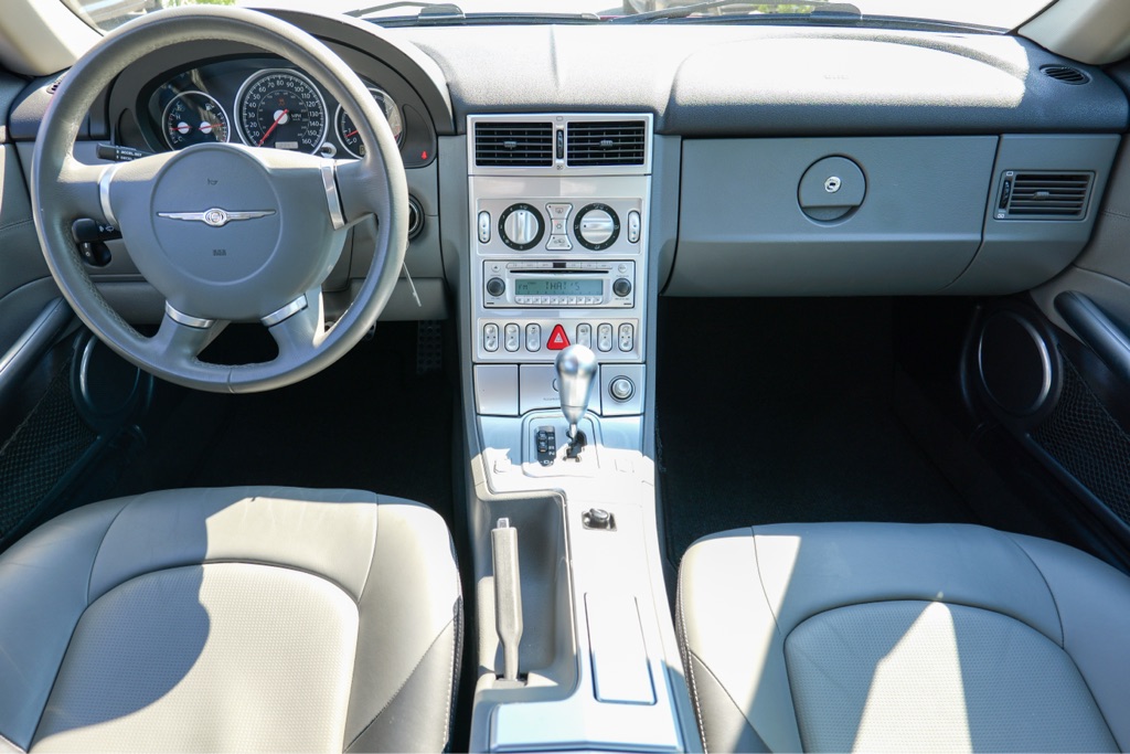 2004 Chrysler Crossfire Base photo 2