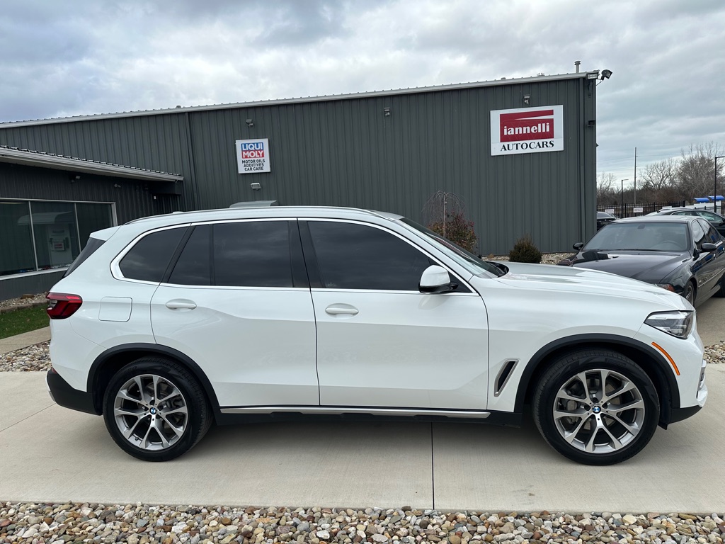 2019 BMW X5 40i's photo