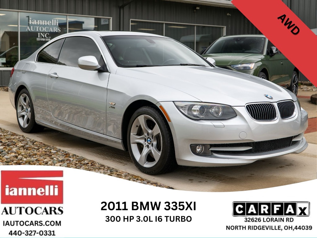 2011 BMW 3 Series's photo