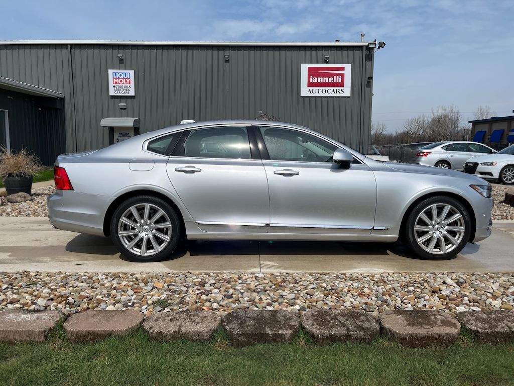 2017 VOLVO S90 for sale at Iannelli Autocars