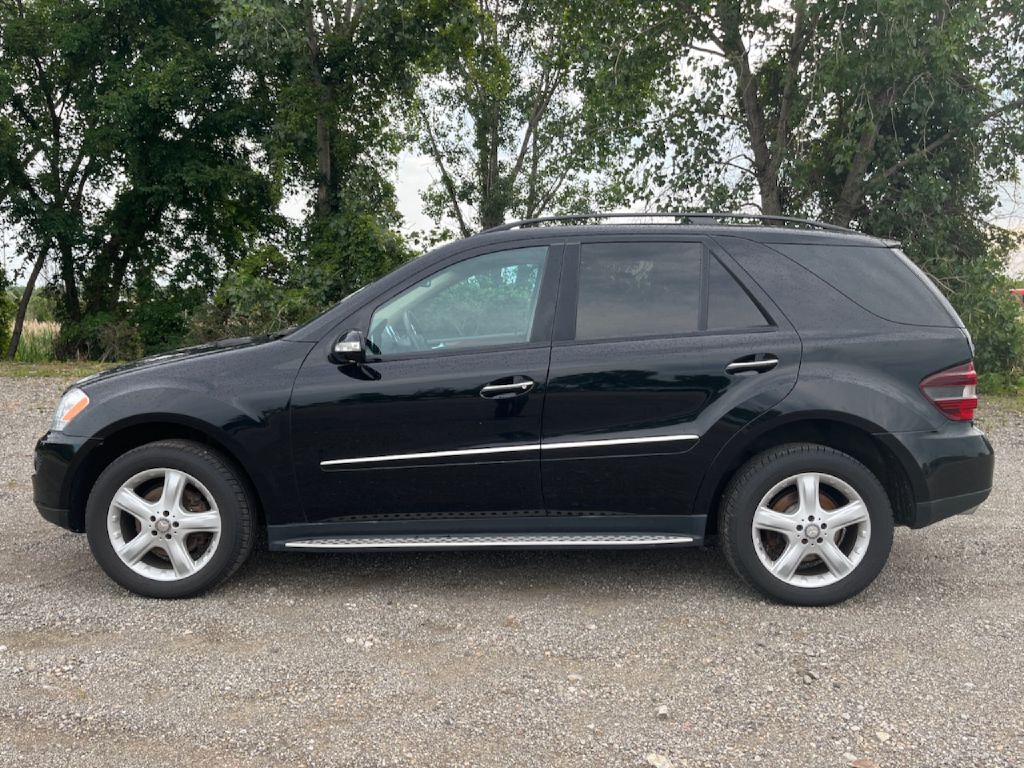 Black 2008 Mercedes-Benz M-Class SUV / Crossover All-Wheel Drive Automatic