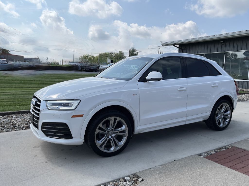 2018 Audi Q3 2.0T quattro Premium Plus - Image 3