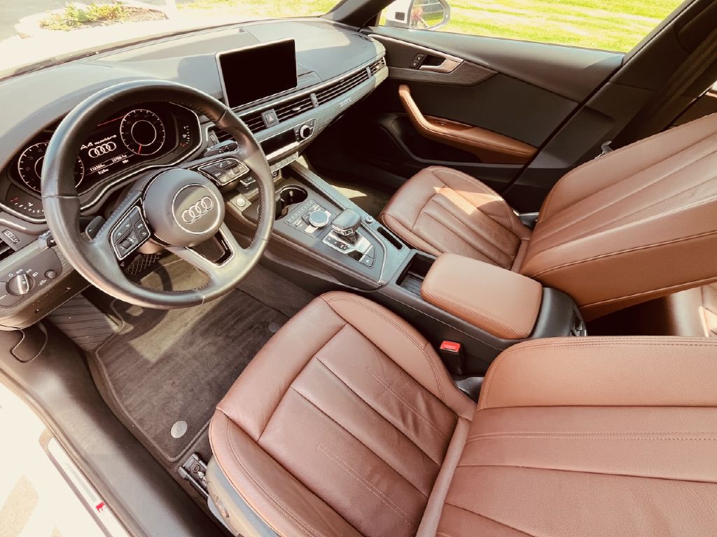 Photo 3 of 2019 Audi A4 quattro Premium Plus 45 TFSI