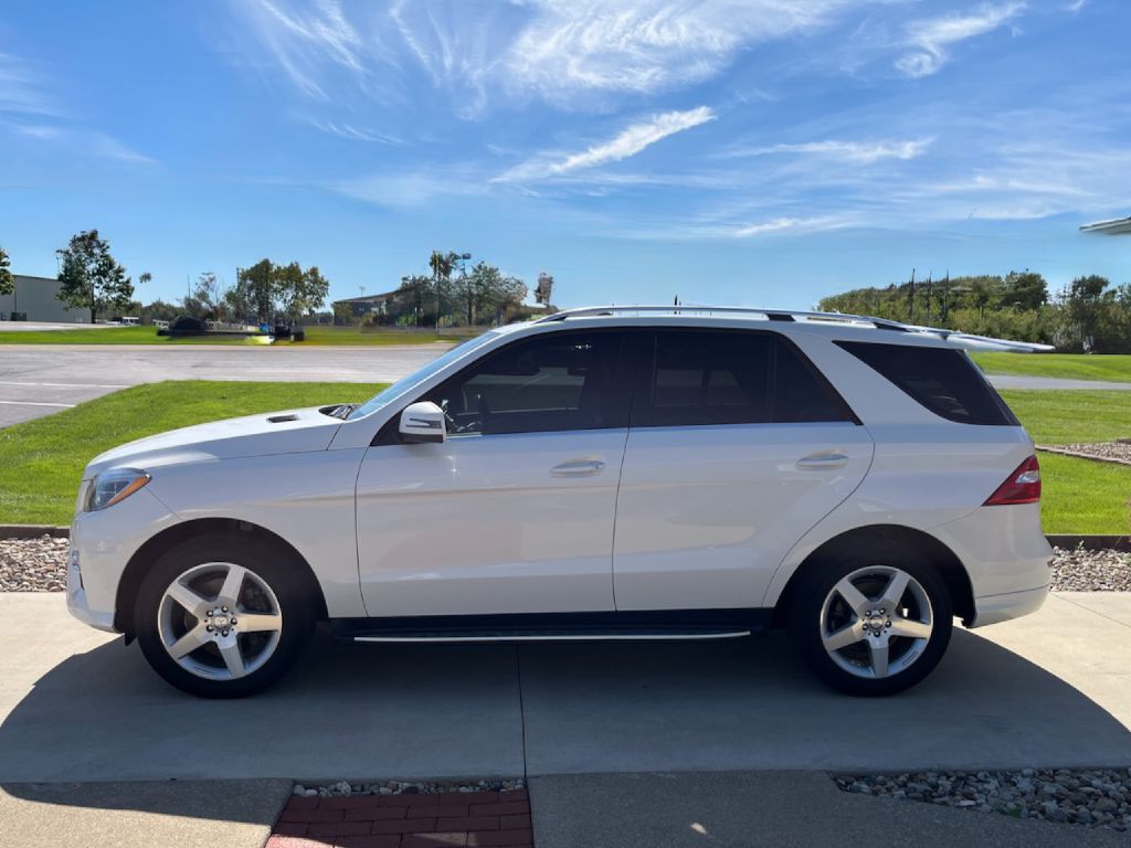 2014 Mercedes-Benz M-Class ML 350 4MATIC - Image 2