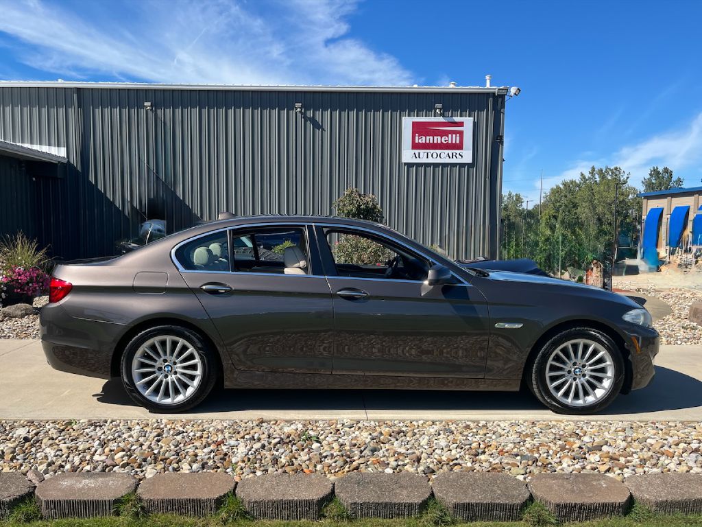 Photo 3 of 2013 BMW 5 Series 535i xDrive