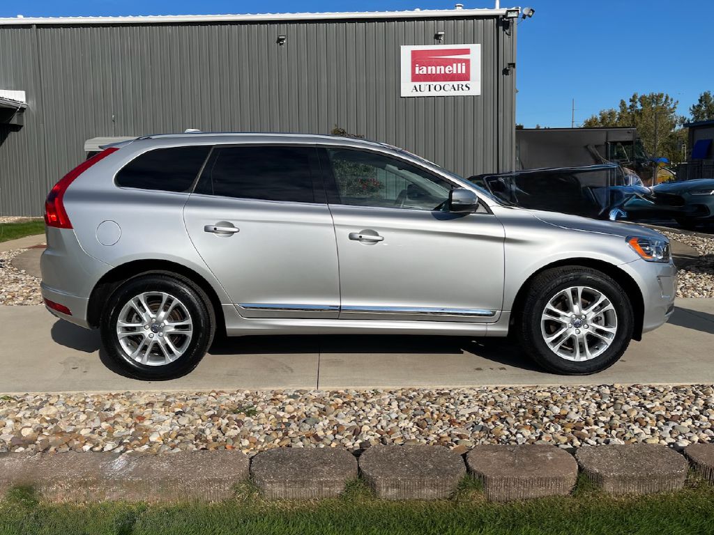 2016 Volvo XC60 T5 Premier - Image 3