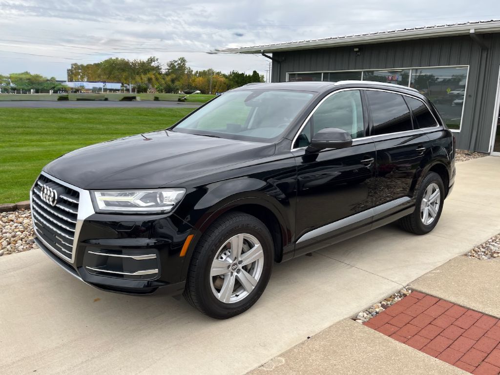 2019 Audi Q7 quattro Premium 45 TFSI - Image 5