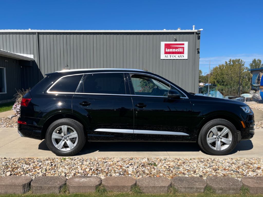 2019 Audi Q7 quattro Premium 45 TFSI - Main Image