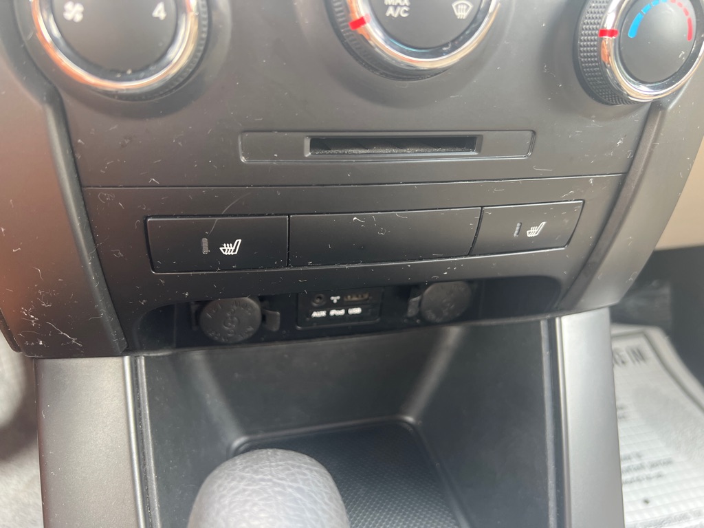Photo 11 of this KIA SORENTO LX