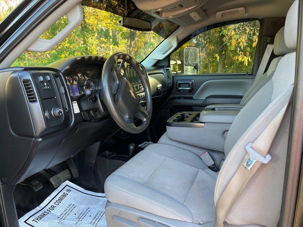 Photo 10 of this CHEVROLET SILVERADO 3500