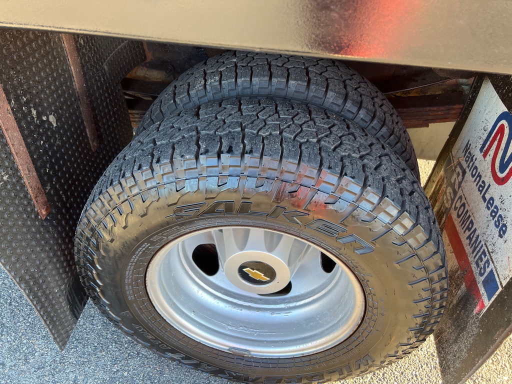 Photo 7 of this CHEVROLET SILVERADO 3500