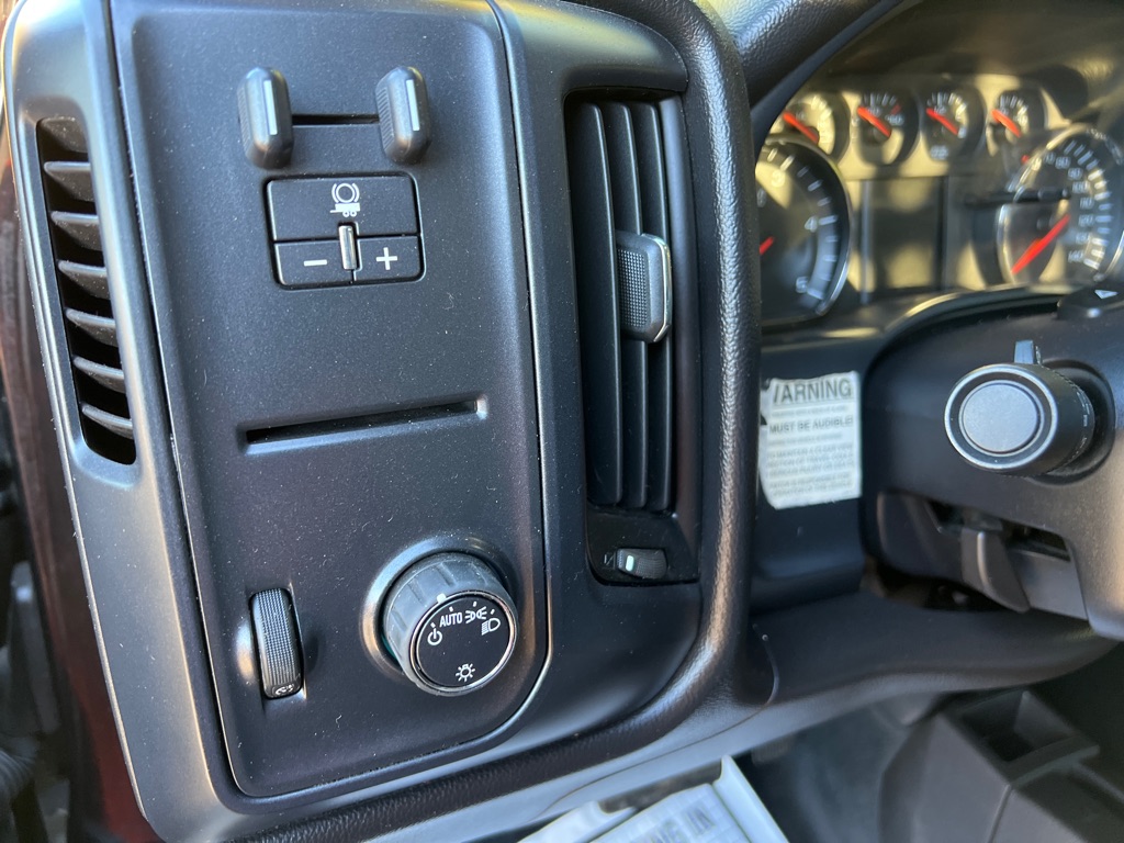 Photo 11 of this CHEVROLET SILVERADO 3500