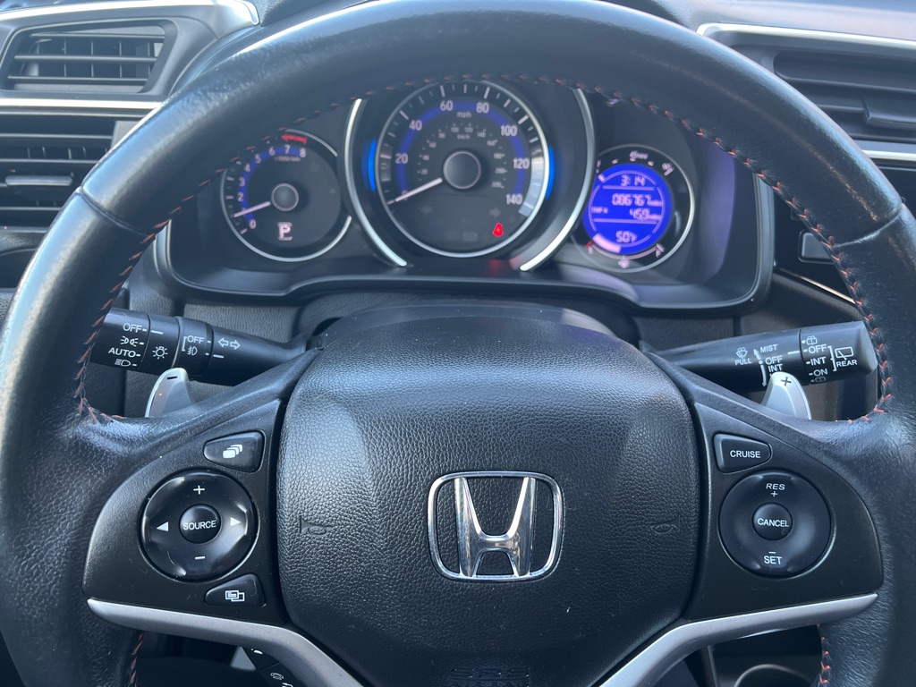 Photo 7 of this HONDA FIT