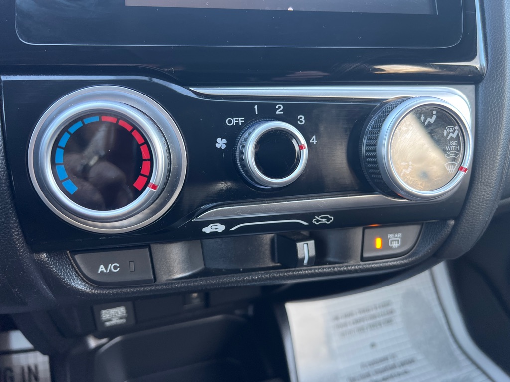 Photo 13 of this HONDA FIT