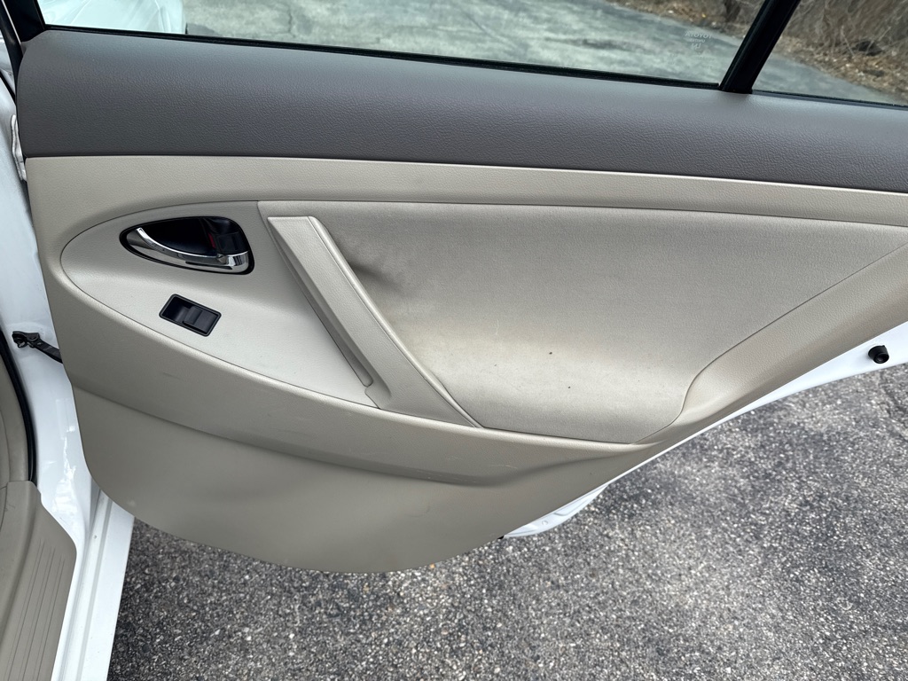 Photo 19 of this TOYOTA CAMRY