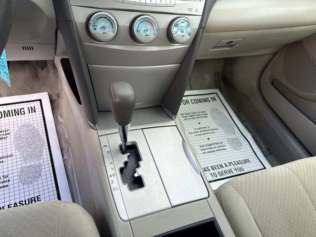 Photo 10 of this TOYOTA CAMRY