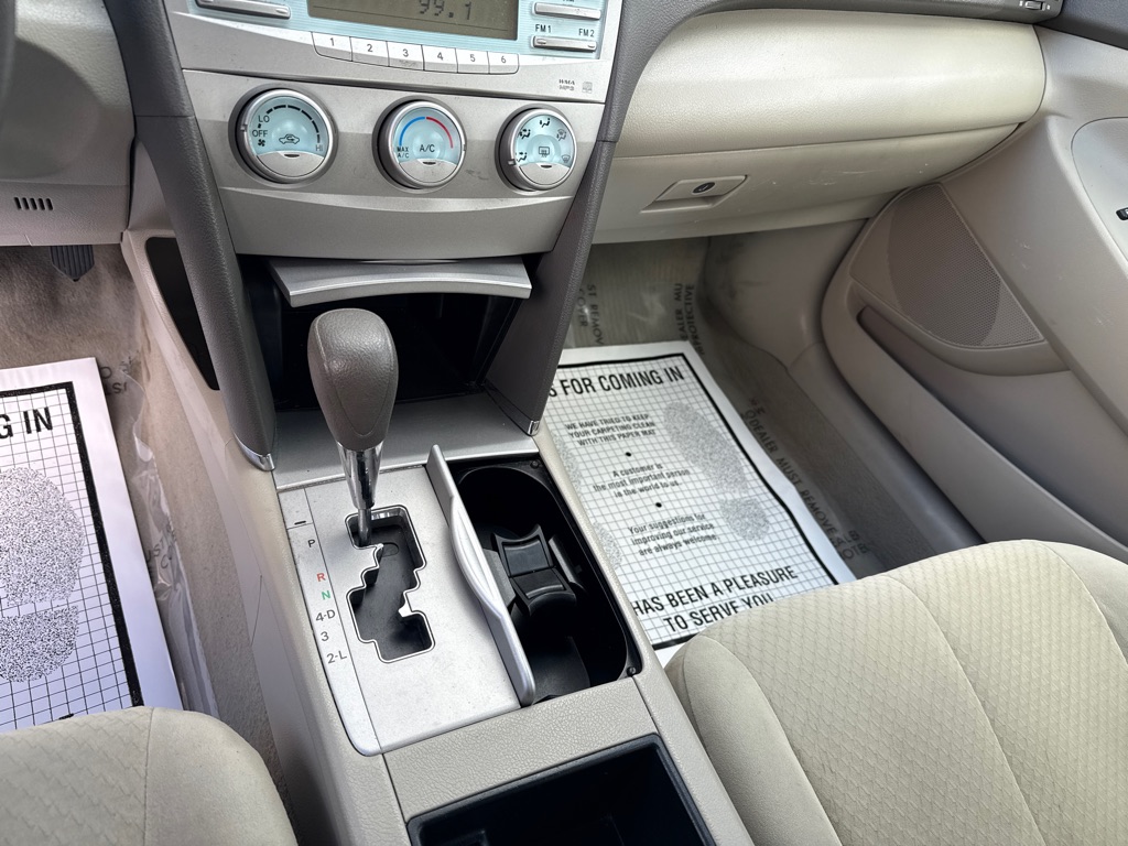 Photo 11 of this TOYOTA CAMRY