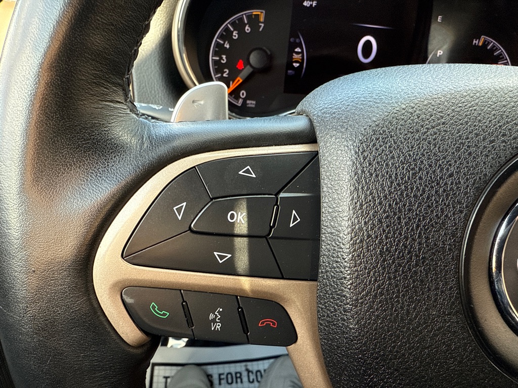 Photo 11 of this JEEP GRAND CHEROKEE